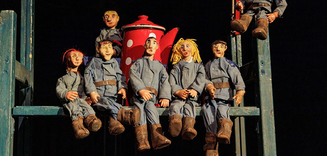 Veranstaltung Kulturgießerei Schöneiche Bei der Feuerwehr wird der Kaffee kalt - Bei_der_Feuerwehr_wird_der_Kaffee_kalt Bei_der_Feuerwehr_wird_der_Kaffee_kalt
